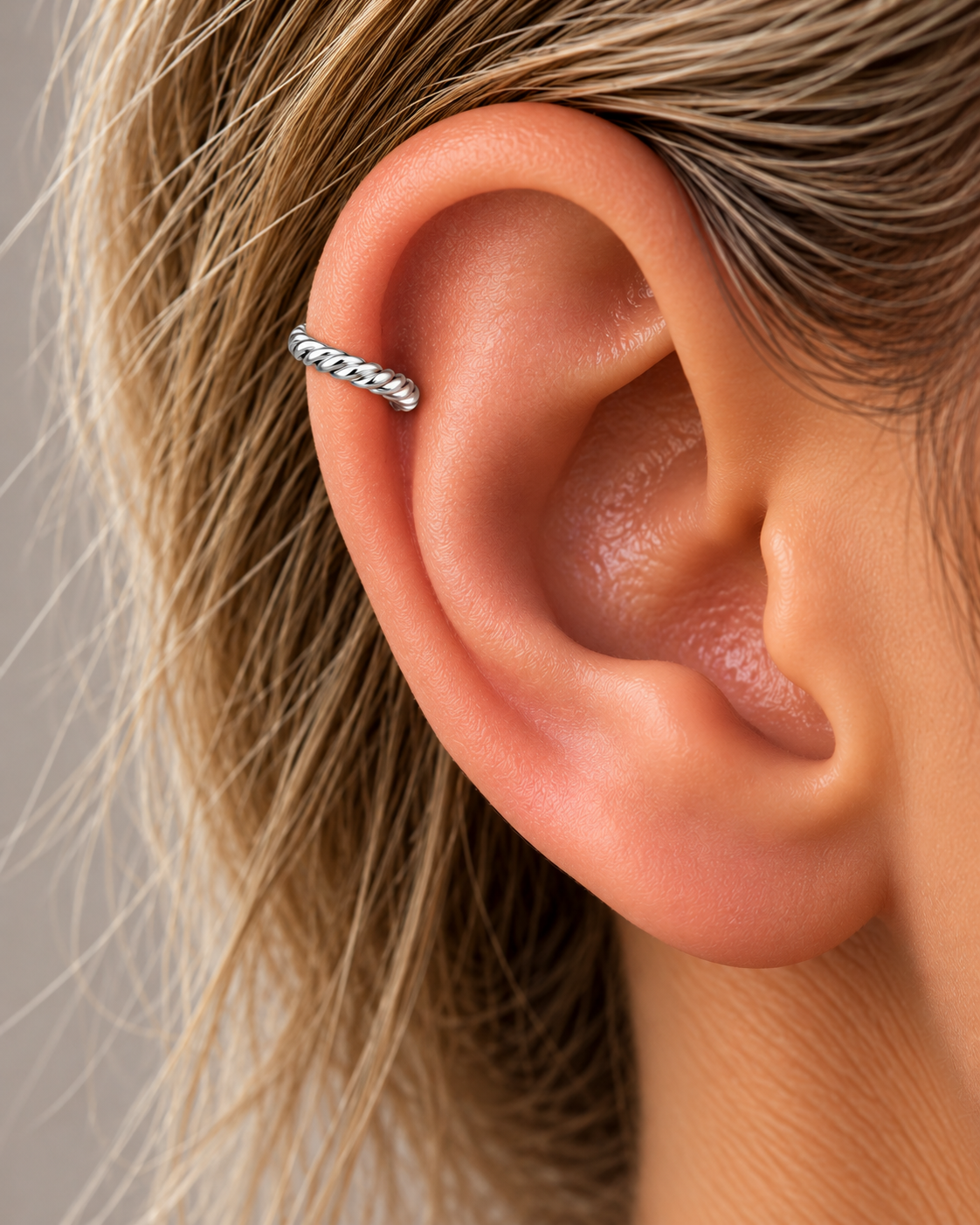 Twisted Ear Cuff