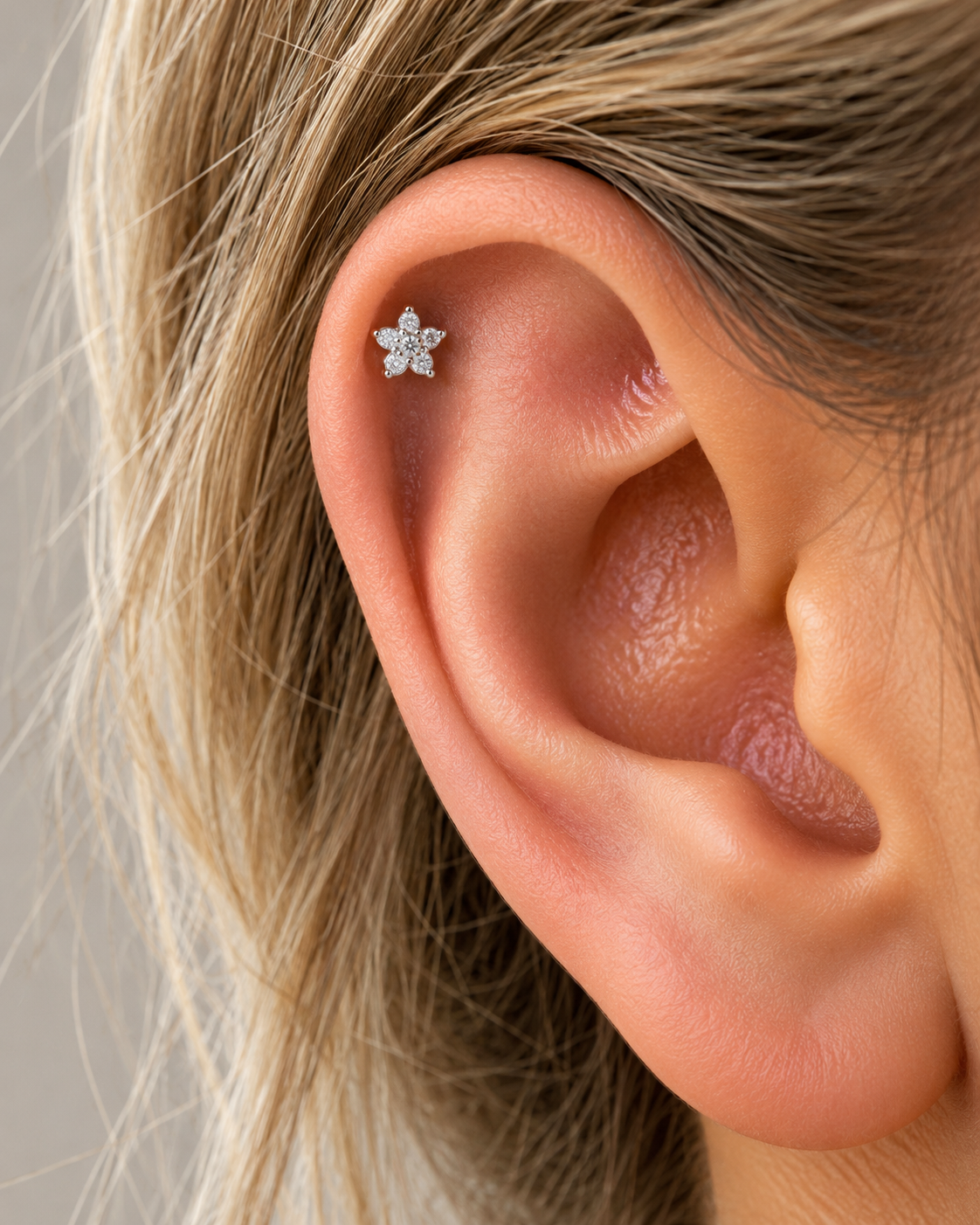Star Flower Cartilage Stud